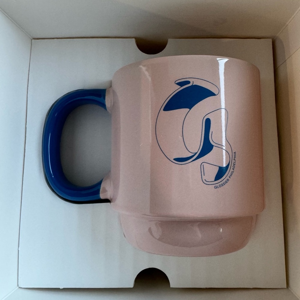 Glossier Philadelphia Exclusive Mug NWT